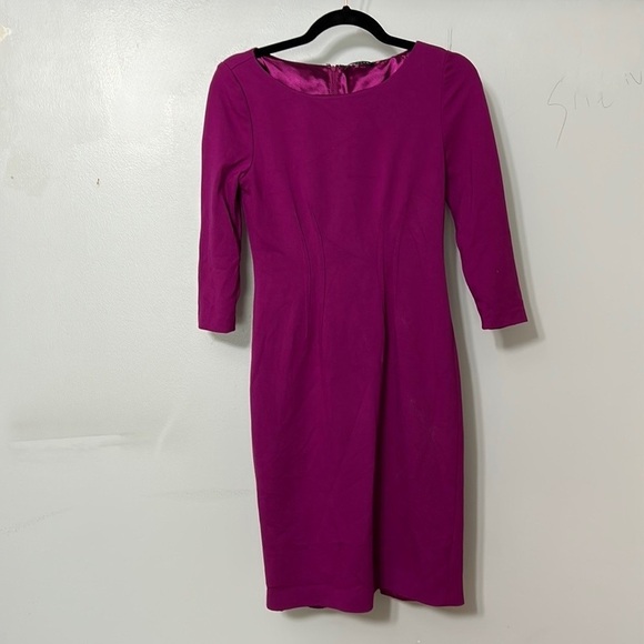 ELIE TAHARI Magenta Midi Sheath Dress with Short Sleeves Size 0 - Picture 1 of 4